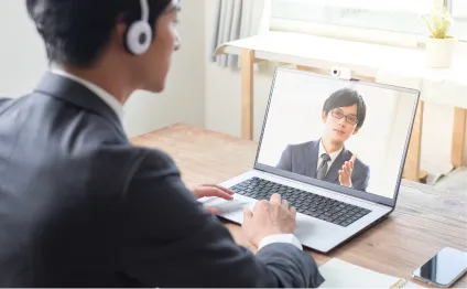 1対1で周囲に気を使わずに相談できる